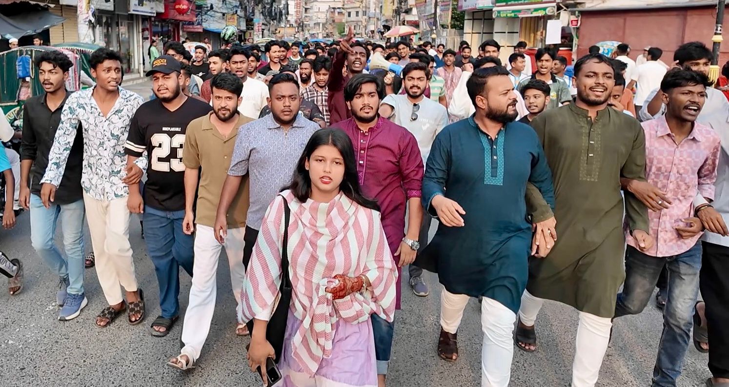 রাজশাহী সিটি কলেজে ছাত্রদলের নতুন কমিটি নিয়ে বিরোধের জের ধরে দুইপক্ষের হাতাহাতি